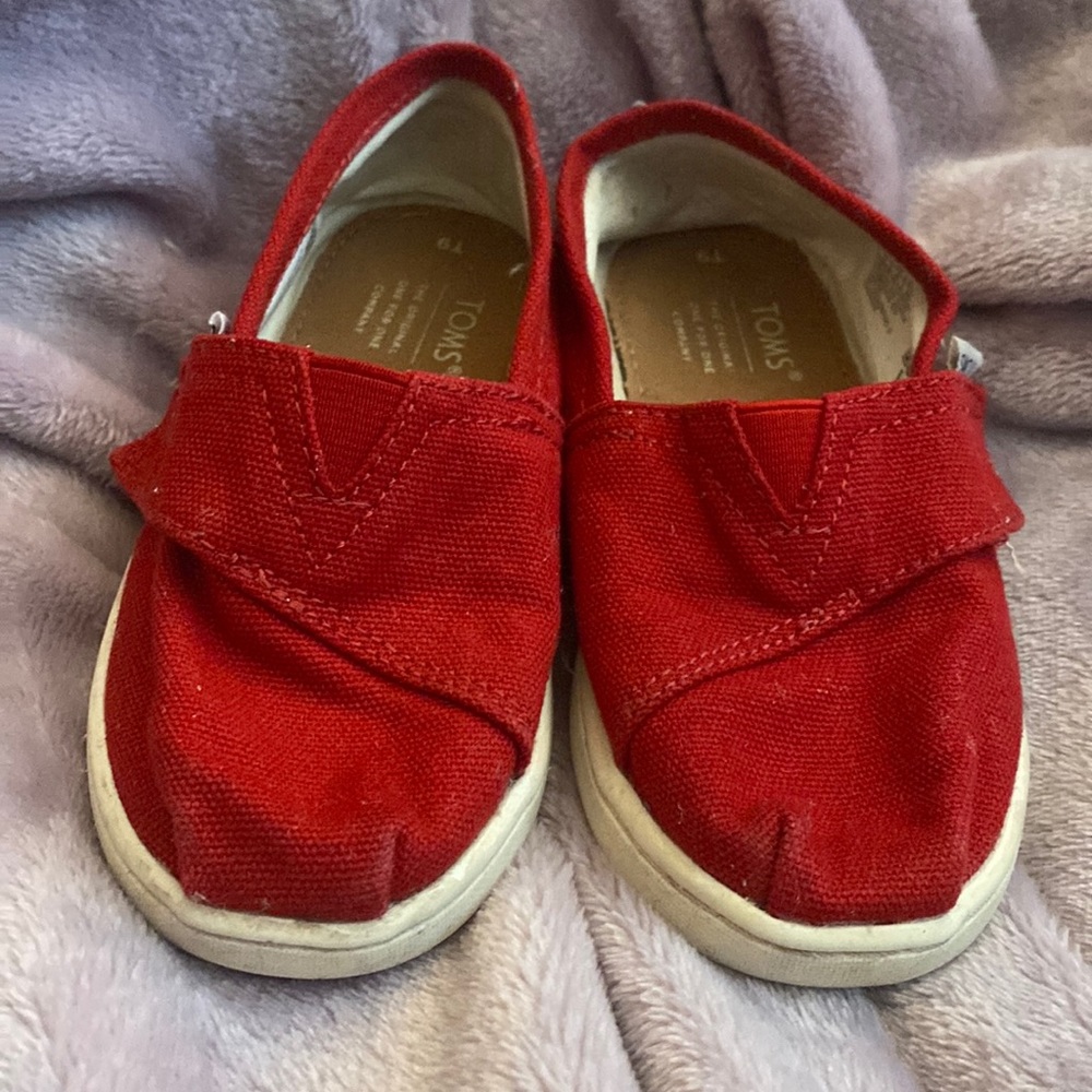 TOMS red shoes. Toddler size 9